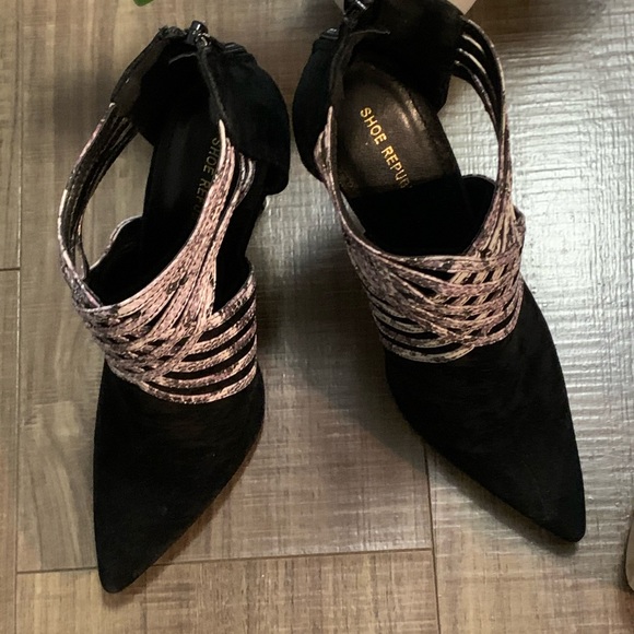 Shoe Republic LA Bootie - Picture 5 of 8